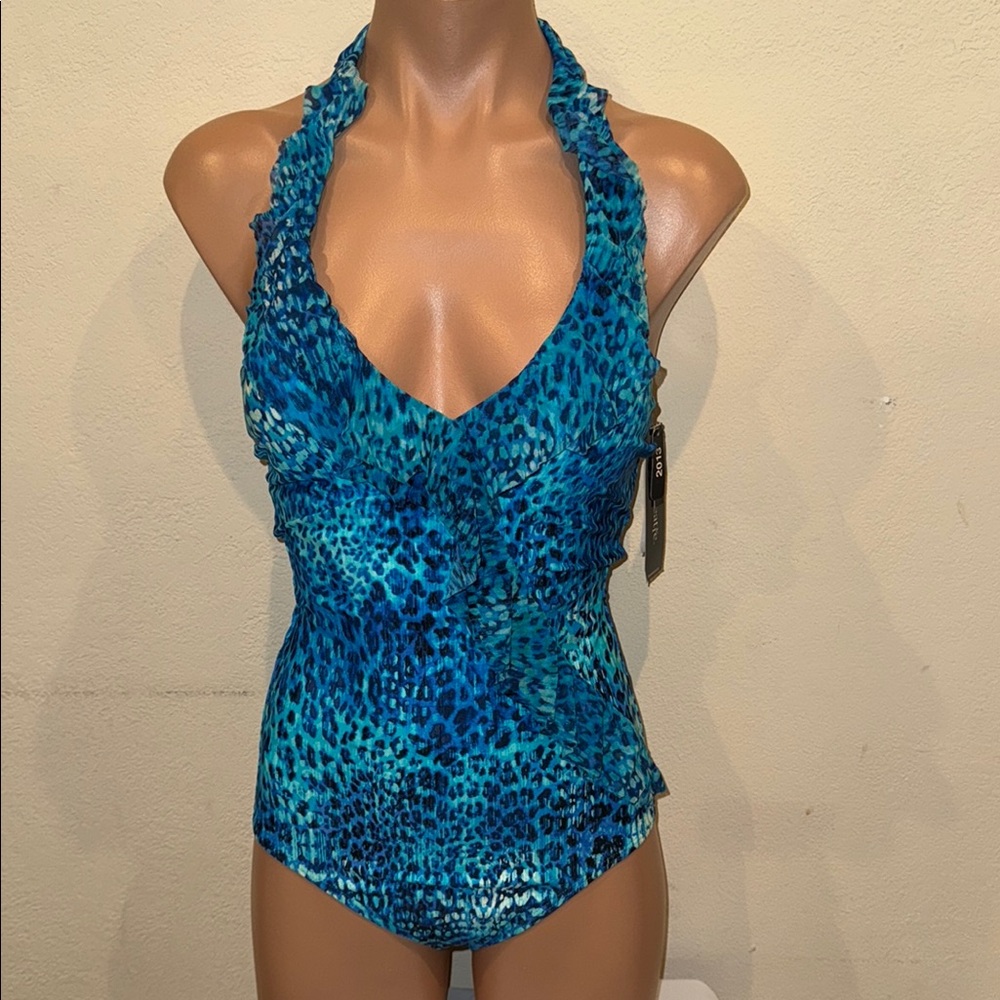NWT Be Creative one piece swimsuit halter size 8 D cup